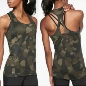 Athleta LIMITLESS CAMO KEYHOLE TANK XL